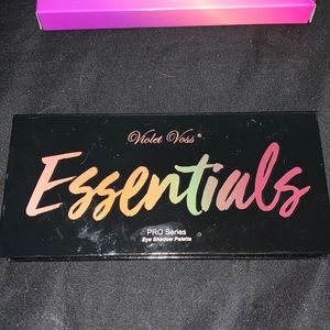 Makeup palette